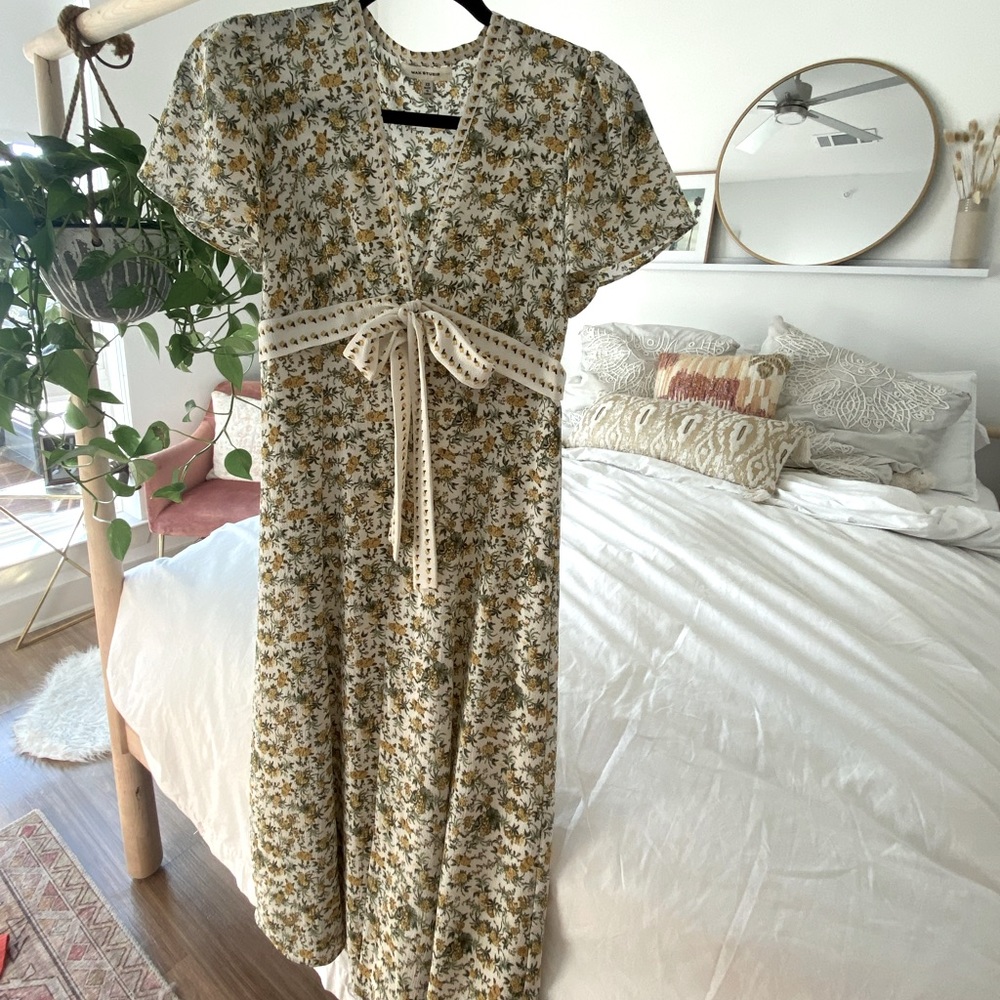 Max studio midi dress